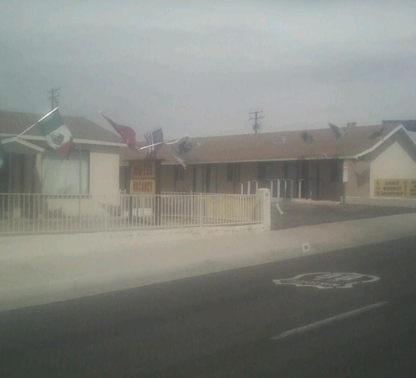 Route 66 Barstow Hotel Екстер'єр фото